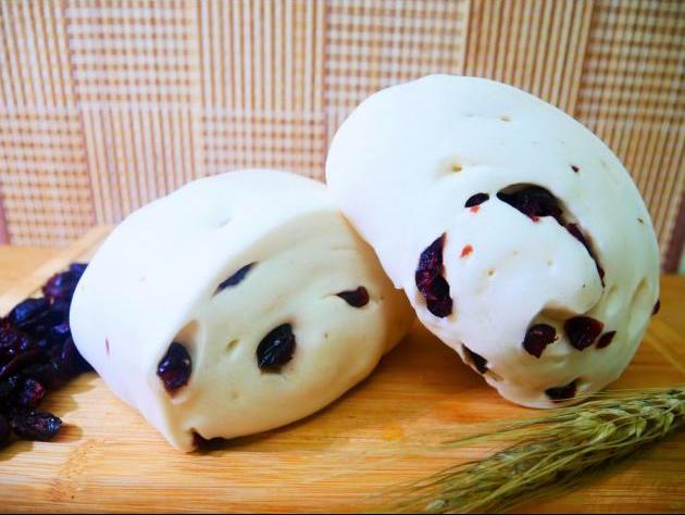 鮮奶蔓越莓饅頭